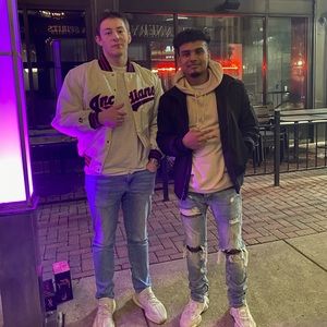 Meet your Posher, Eric